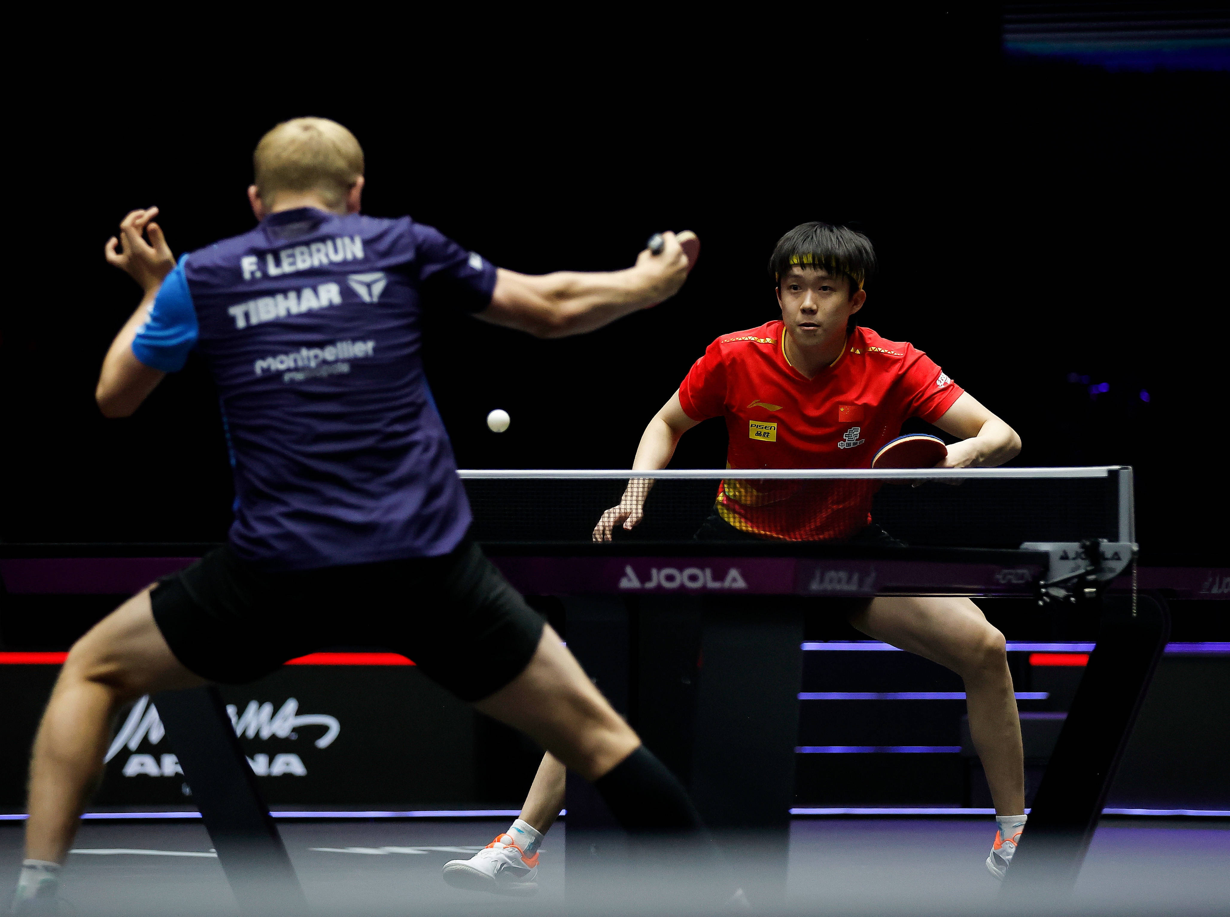 包含冷门频出！乒乓球战况跌宕起伏的词条