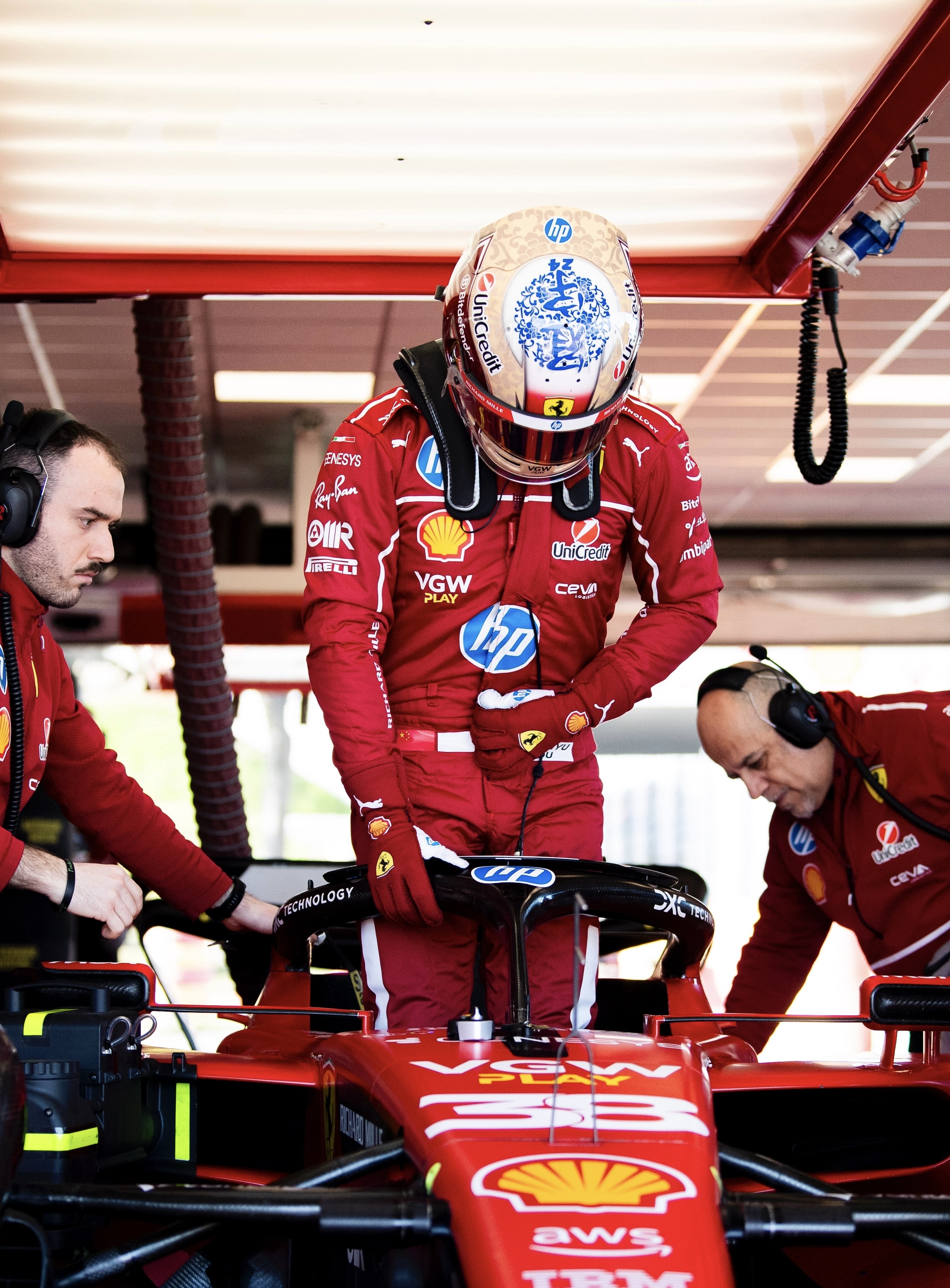 索伯车队横扫阿斯顿马丁,周冠宇状态火热 索伯车队横扫阿斯顿马丁,周冠宇状态火热